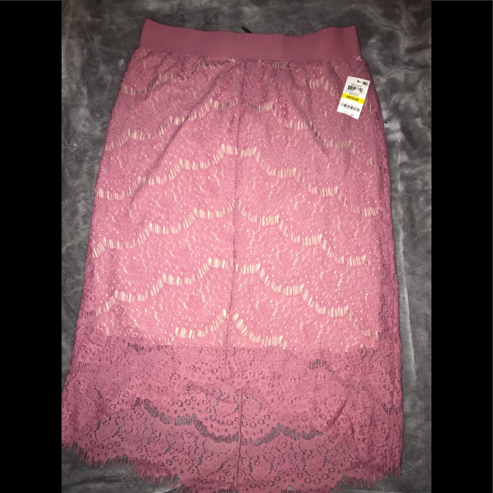 Pink high low lace  skirt M